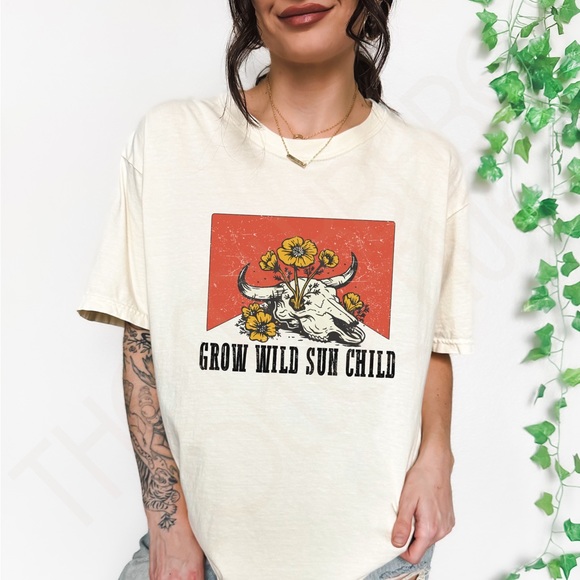 ⬇️ PRICE CUT ⬇️ Comfort Colors Grow Wild Sun Child Bull Skull Marlboro Tee - Picture 2 of 6